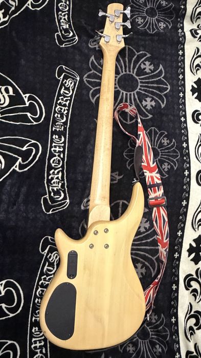 Бас гитара «KC» 5струн