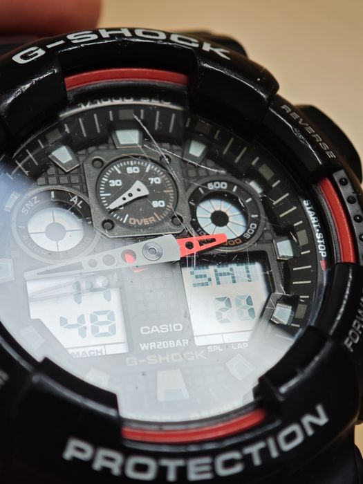 Часовник Casio G-Shock GA-100