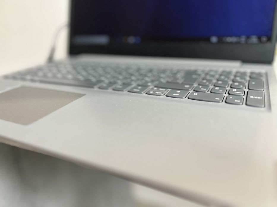 LENOVO IdeaPad S145-15IIL