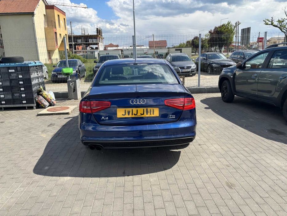Dezmembrari dezmembrez Audi A4 Facelift Berlina 2.0 tdi S line cod motor CJC