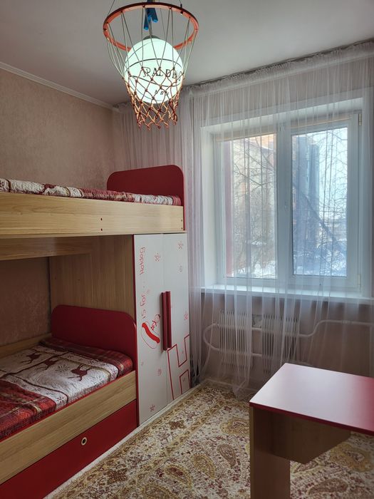 Продам детскую мебель