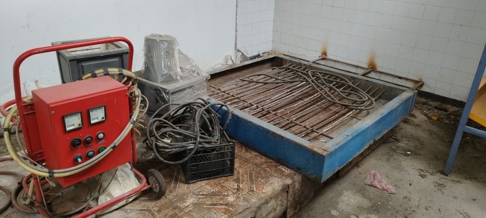 Камера за прахово боядисване с инвентар