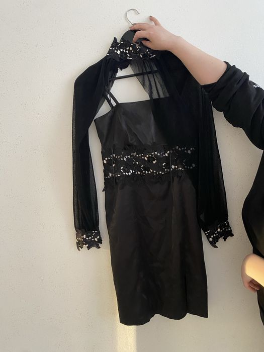 Продам платье за 1000