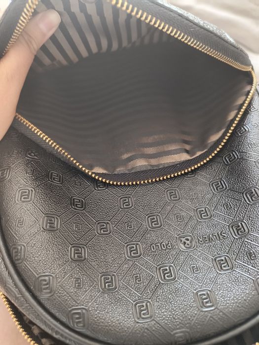 Продавам раница Silver and Polo