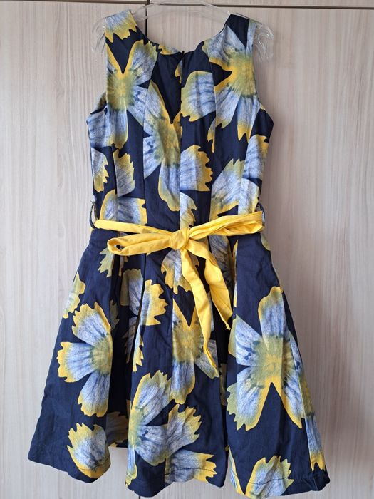 Рокля на Контраст