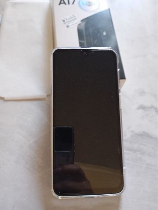 Samsung A17. Yengi