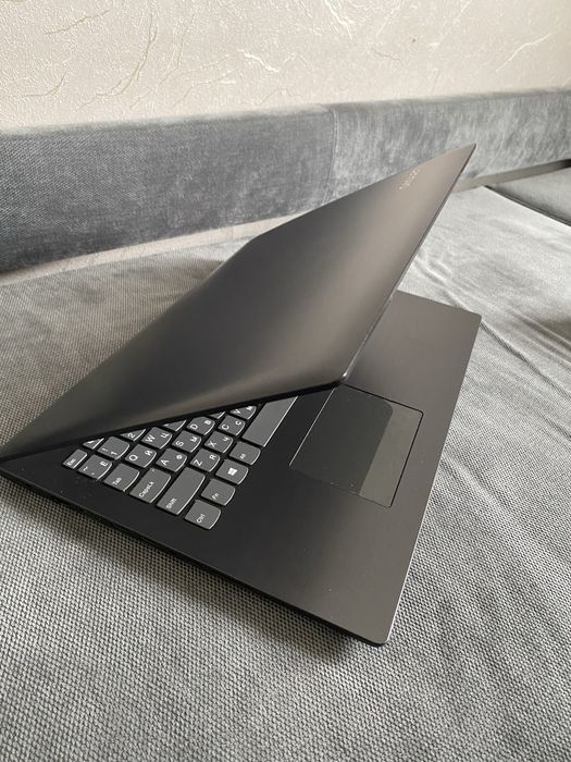 Продам ноутбук Lenovo
