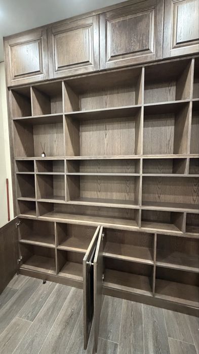 Продам Дубовый шкаф