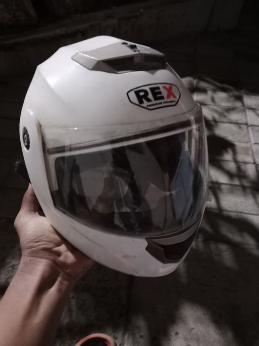 Продам шлем REX в хорошем состоянии