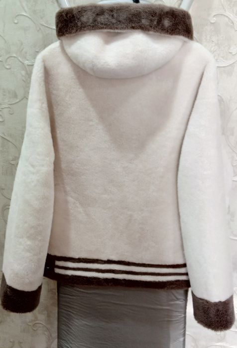 Продается дубленка натуралка зима