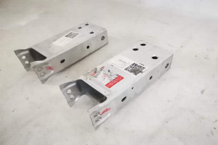 Cap Lonjeron Fata Original In Stare Buna Jaguar  XE  X760 [2014 - 2020
