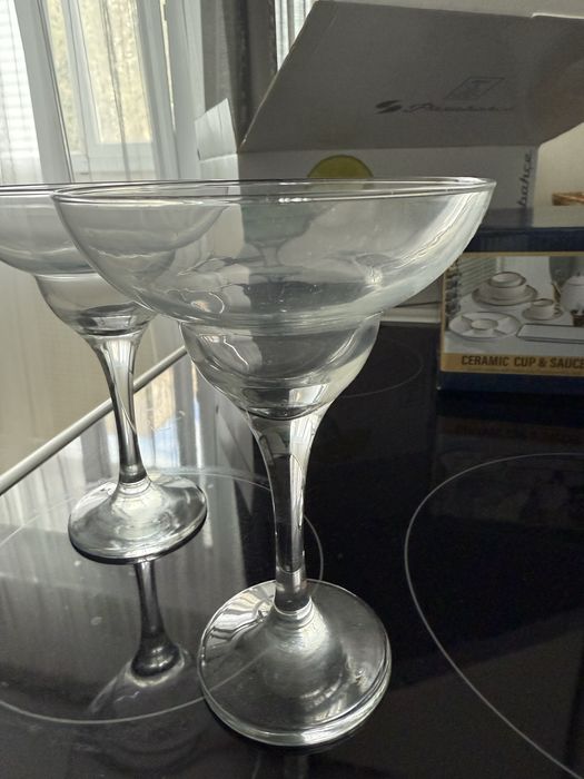 Продам бокалы новые