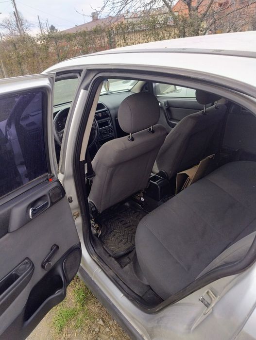 Vand opel sau schimb cu  Smart fortwo cutie automata