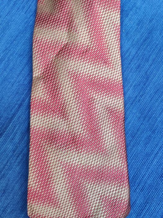 Cravata DKNY 100%silk