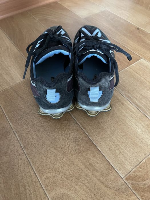 Кроссовки. 1500тг.