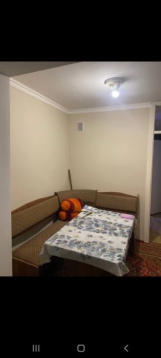 Kvartika sotiladi 4 Etajli  1 etaj 3 xona