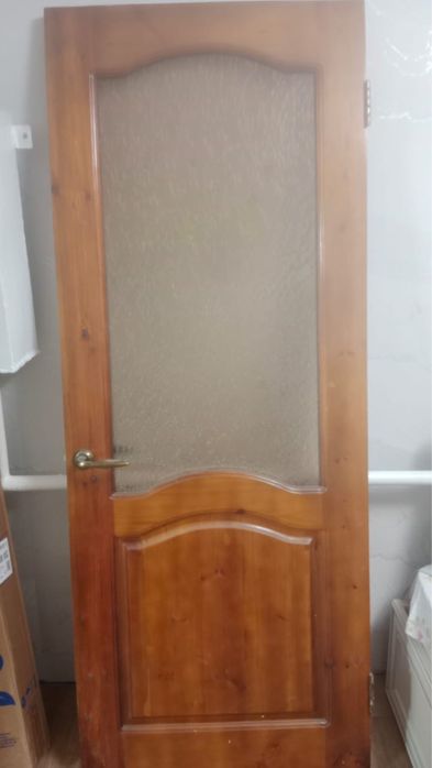 межкомнатные двери красное дерево