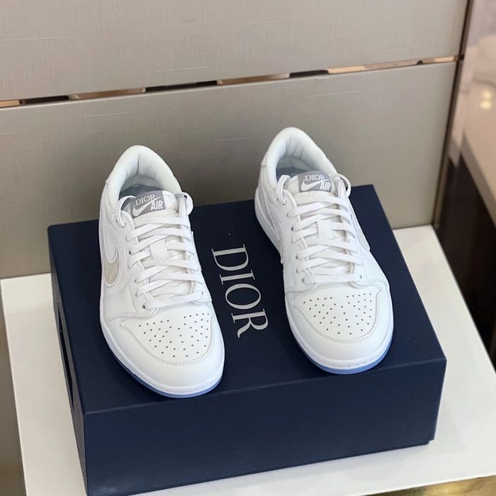 CD B27 Low Top White/Gray