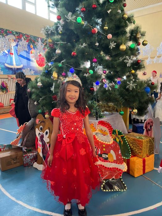 Продам Красивое платье