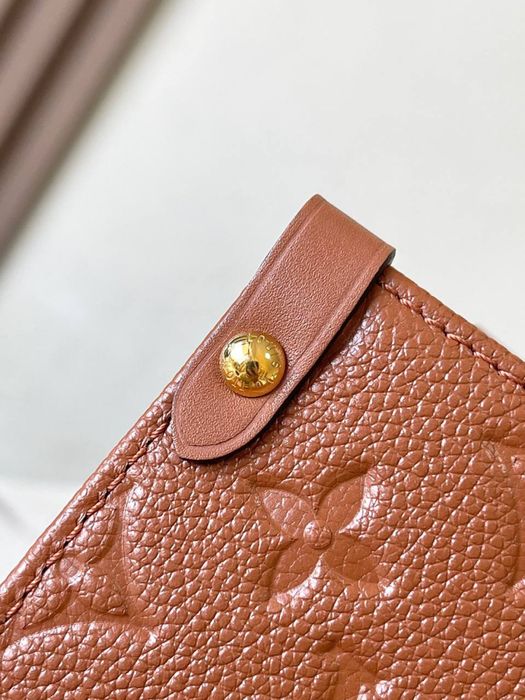 Geanta Louis Vuitton OnTheGo