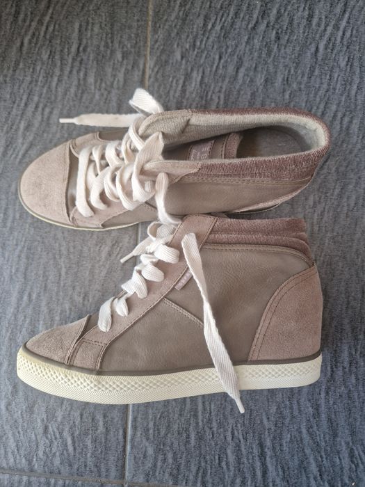 Ghete piele Esprit