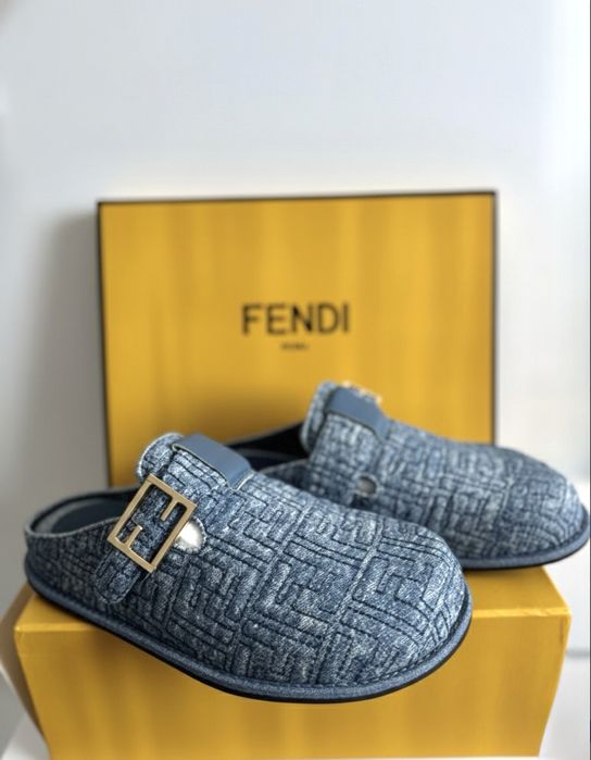Fendi Feel FF-motif mules