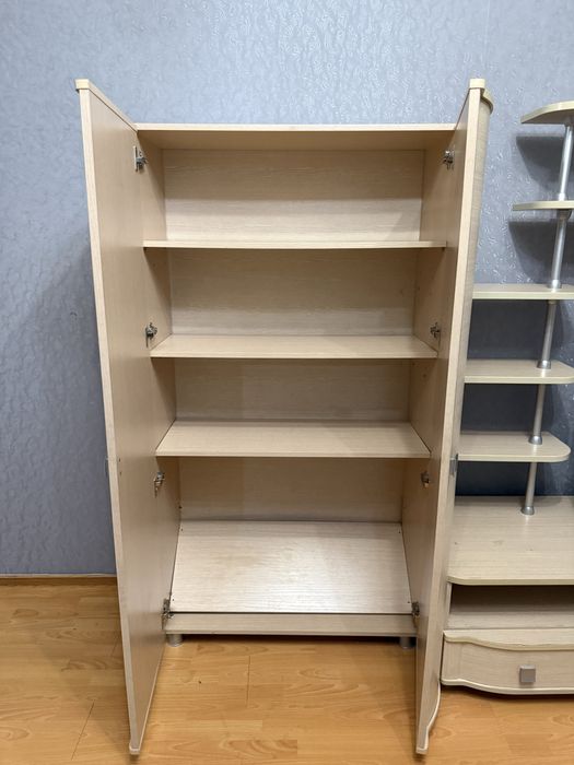 Горка стенка в гостиную