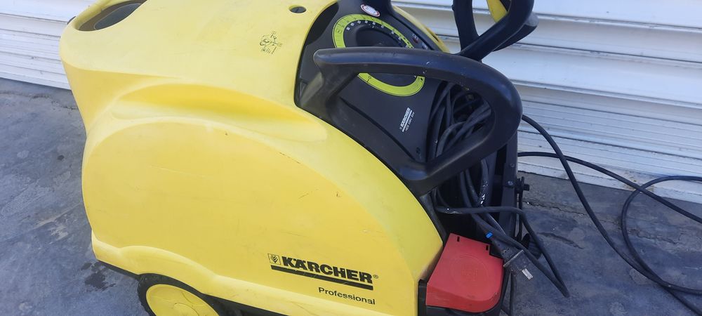 Пароструйка  Karcher hds558c Eco220V 3.4кв НайВисок Клас от Машините на 220Волта