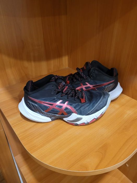 Волейбольные кросовки