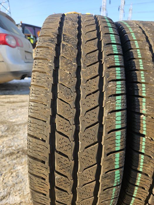 Vând anvelope m+s  205/75/16 C 205/75r16 C CONTINENTAL