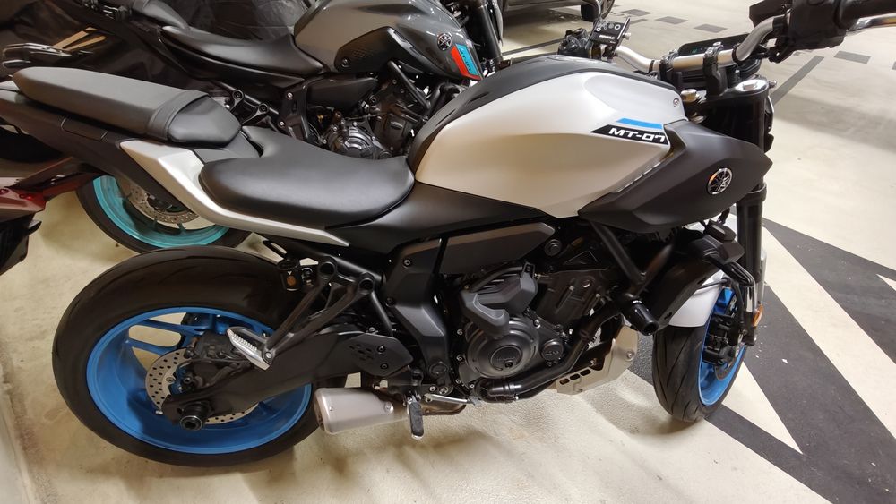 Yamaha MT-07 Y-AMT 2025 | Ca Nouă | 1100km