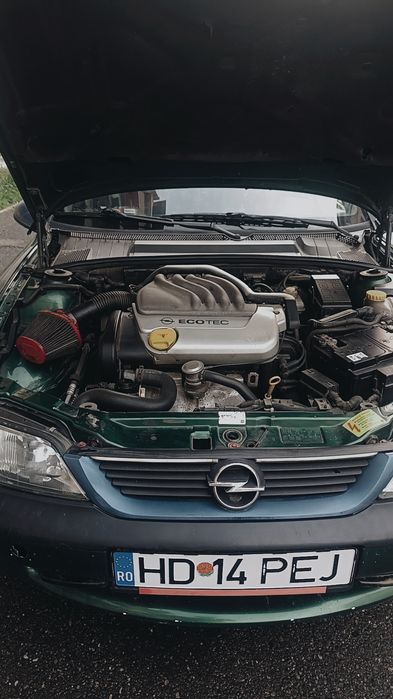Vând Schimb Opel Vectra b caravan
