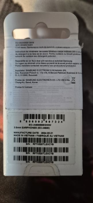 Casti cu fir Samsung