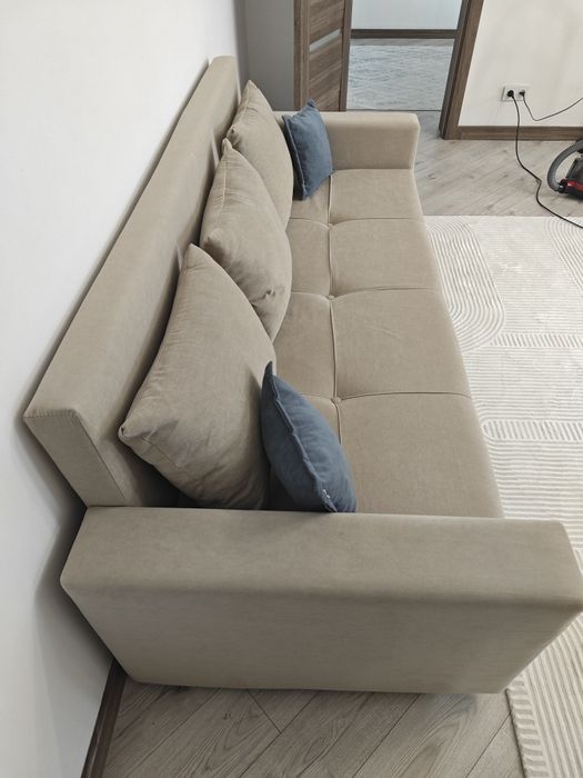Стильный раскладной диван