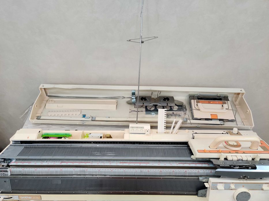 Вязальная машина Brother kh860/kr830 производство Япония