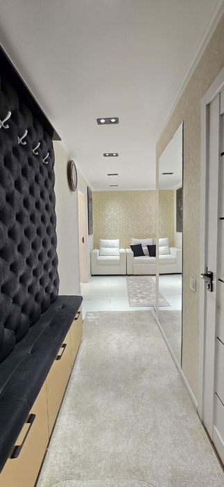 Квартира сотилади