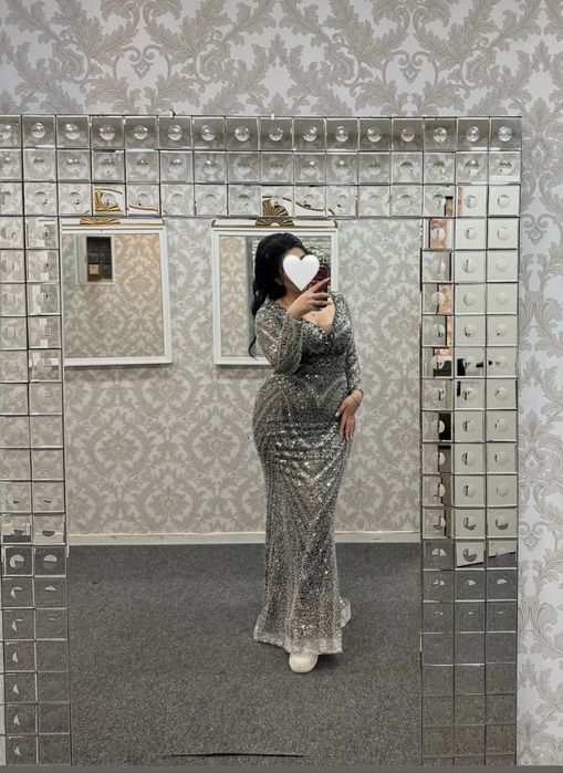 Официална сватбена рокля.