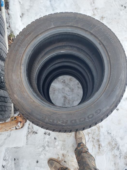 Продам шины зима