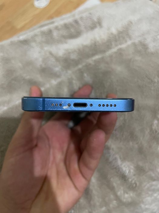 Айфон 13 128 обменили продам