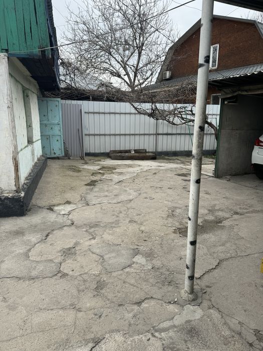 Продам дом, на трассе, можно под бизнесс.