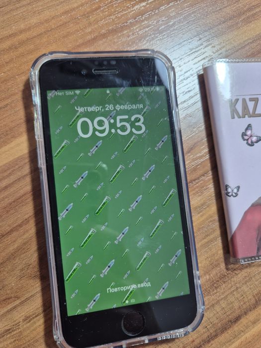 Айфон Se 2020 в отличном состоянии