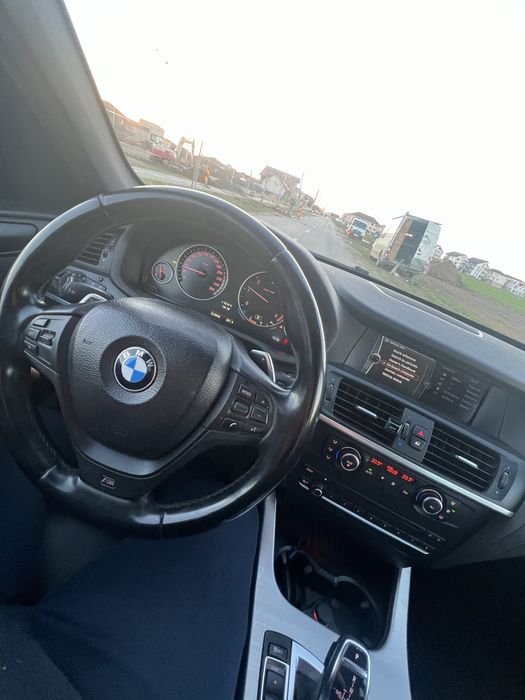 Bmw X3. F25  3.0 l diesel  M pachet an 2011