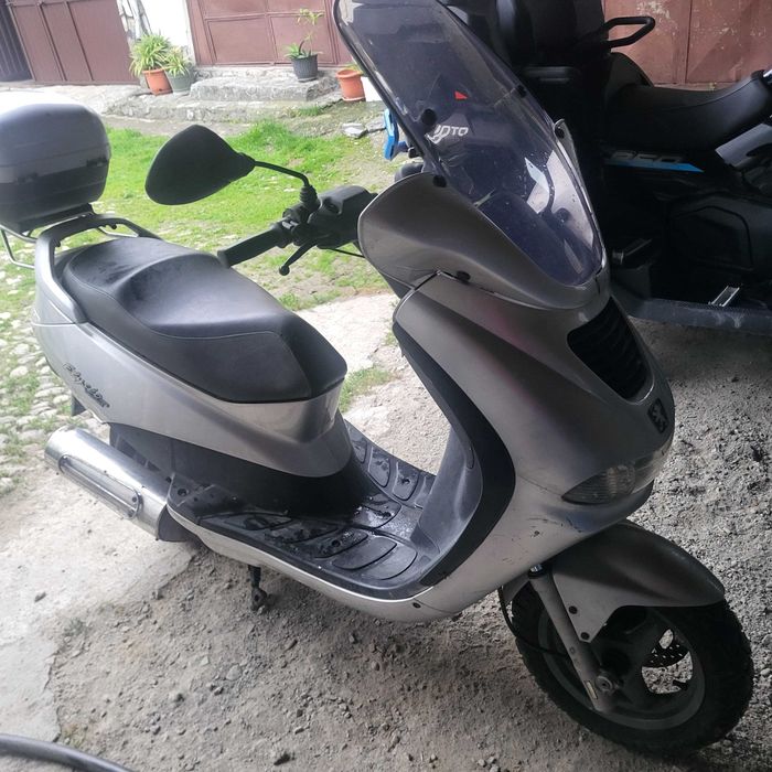 Scuter Peugeot Elyseo 125