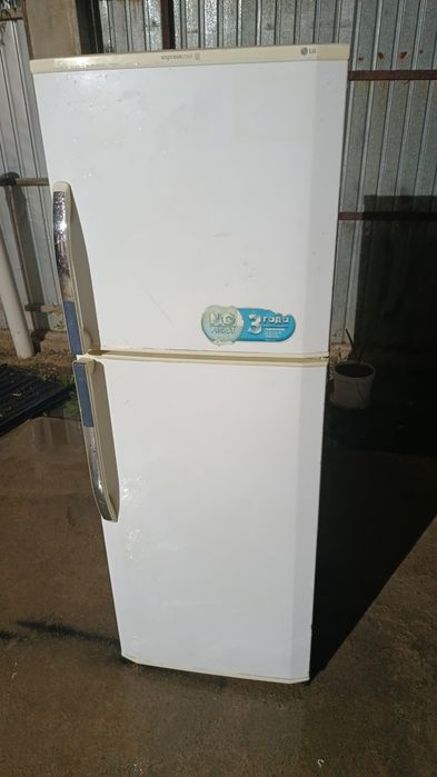 Продам холодильники разных видов