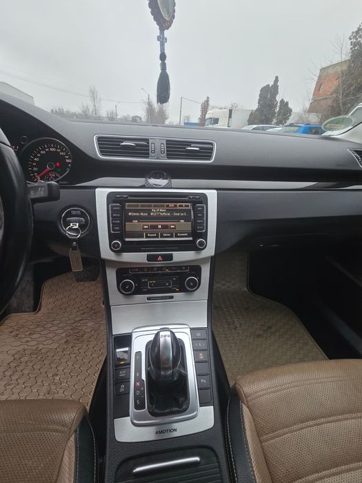 VW Passat CC Exclusiv 2.0 TDI 170 cai automat, 4Motion