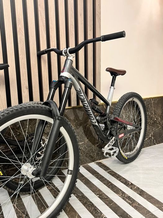 Продам двухподвес commencal clash