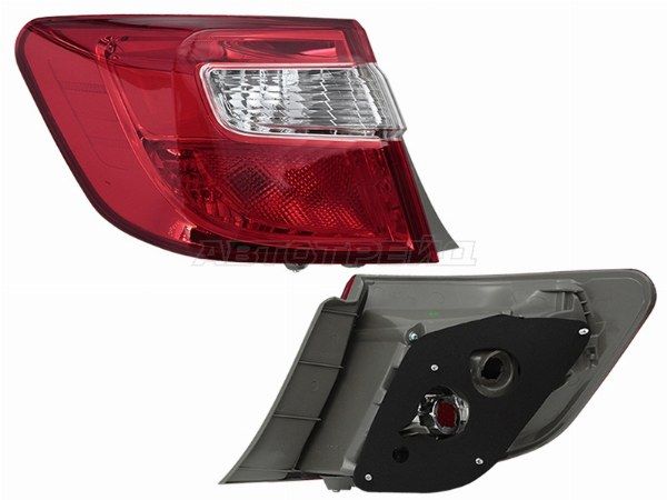 Фонарь задний  LH Toyota Camry