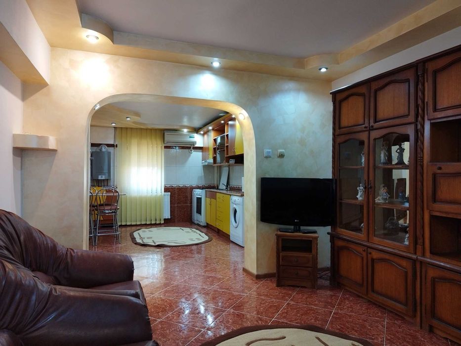 De inchiriat Apartament Ultracentral, 90 mp,