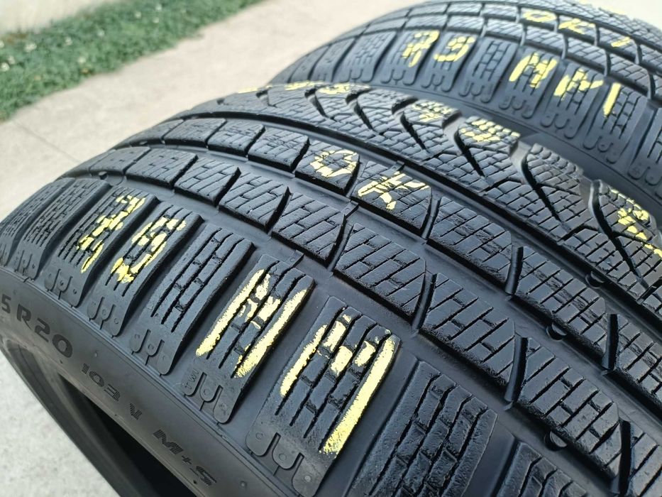 Doua anvelope iarna 245 45 20 pirelli p zero winter profil 7,5 mm
