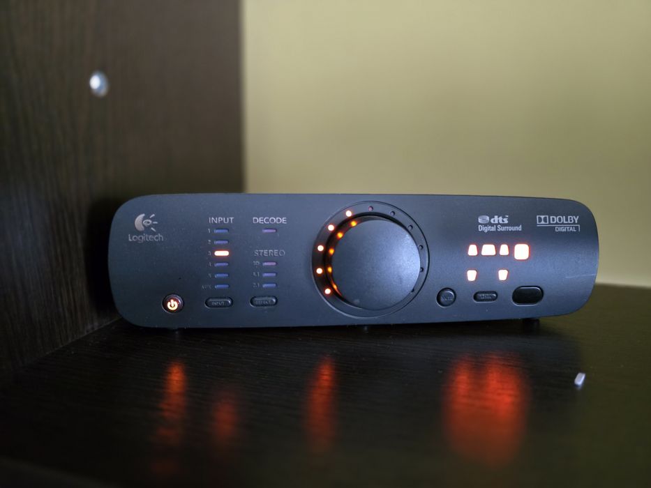 Sistem Logitech Z906 5.1